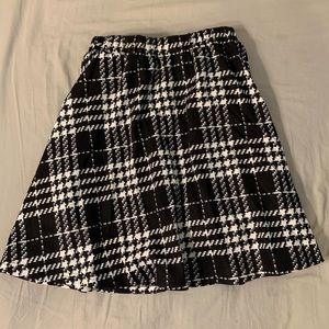 Black and white Skort